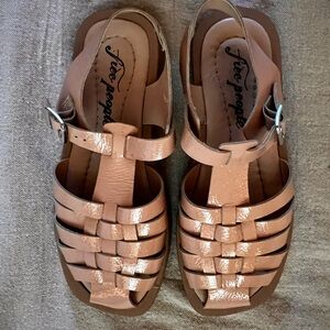 free people fisherman sandals. never worn. 
adorable.